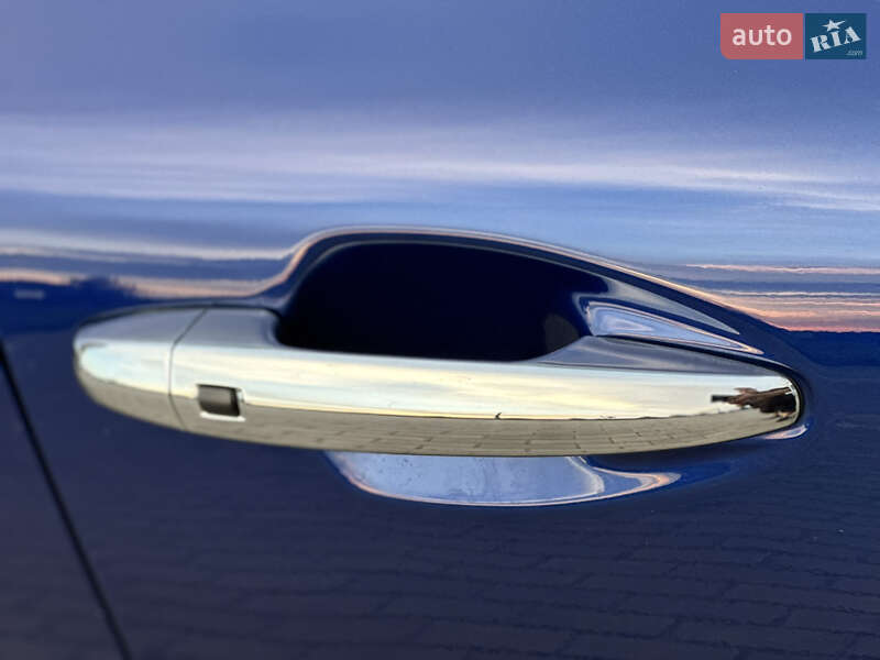 Внедорожник / Кроссовер Kia Niro 2022 в Ровно