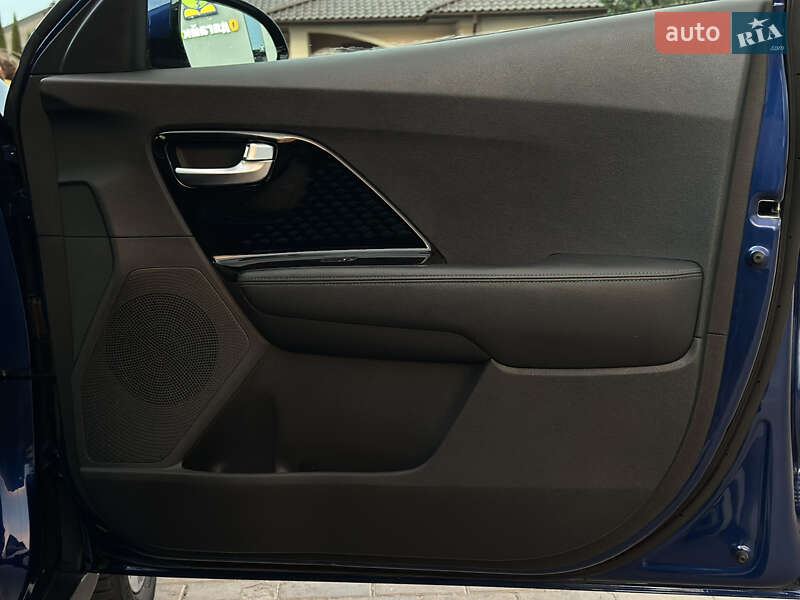 Внедорожник / Кроссовер Kia Niro 2022 в Ровно