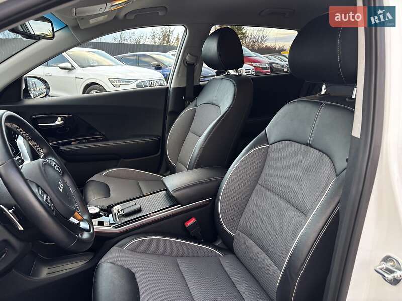 Позашляховик / Кросовер Kia Niro 2021 в Львові фото 43 Позашляховик / Кросовер Kia Niro 2021 в Львові