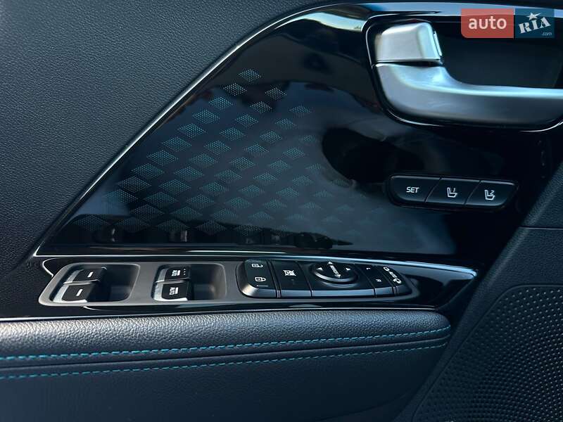 Позашляховик / Кросовер Kia Niro 2020 в Львові фото 31 Позашляховик / Кросовер Kia Niro 2020 в Львові