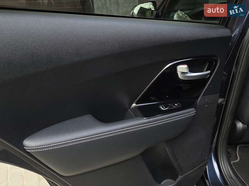 Внедорожник / Кроссовер Kia Niro 2021 в Тернополе