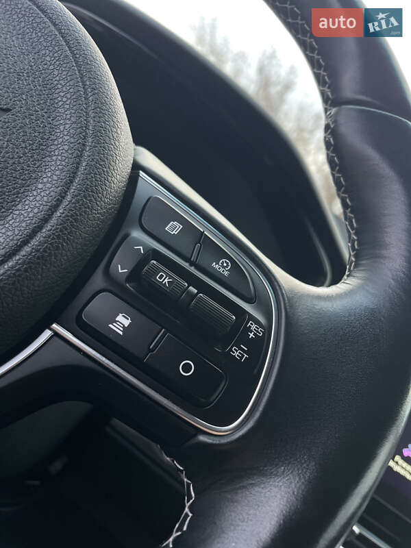 Внедорожник / Кроссовер Kia Niro 2020 в Дрогобыче фото 53 Внедорожник / Кроссовер Kia Niro 2020 в Дрогобыче