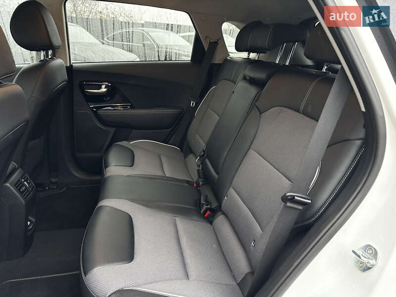 Внедорожник / Кроссовер Kia Niro 2022 в Львове фото 36 Внедорожник / Кроссовер Kia Niro 2022 в Львове