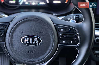 Внедорожник / Кроссовер Kia Niro 2021 в 