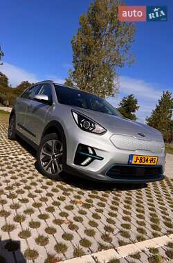 Позашляховик / Кросовер Kia Niro 2020 в Львові Позашляховик / Кросовер Kia Niro 2020 в Львові