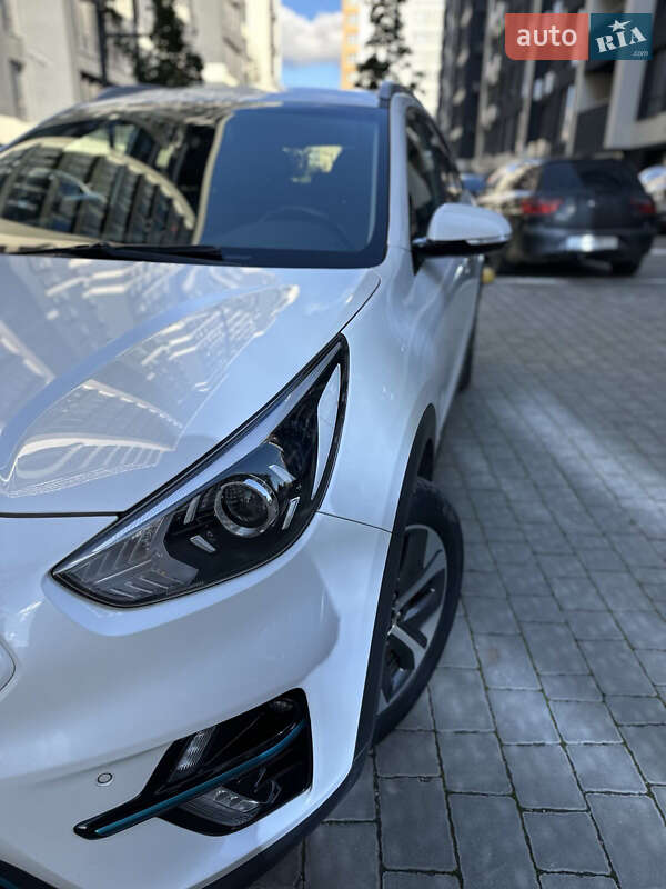 Внедорожник / Кроссовер Kia Niro 2021 в Ивано-Франковске фото 4 Внедорожник / Кроссовер Kia Niro 2021 в Ивано-Франковске