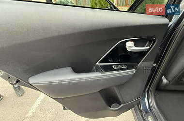 Внедорожник / Кроссовер Kia Niro 2020 в 