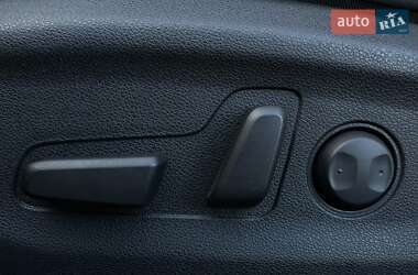 Позашляховик / Кросовер Kia Niro 2020 в  фото 39 Позашляховик / Кросовер Kia Niro 2020 в