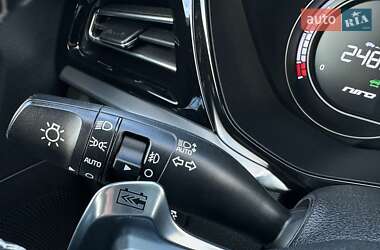 Позашляховик / Кросовер Kia Niro 2020 в  фото 47 Позашляховик / Кросовер Kia Niro 2020 в