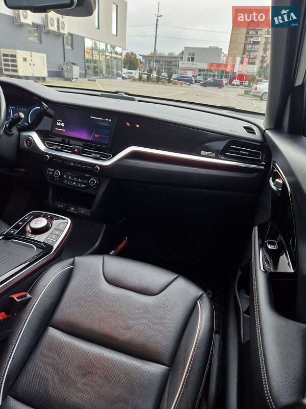 Позашляховик / Кросовер Kia Niro 2020 в Хмельницькому