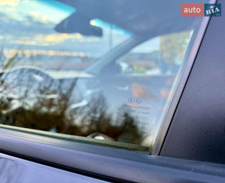 Внедорожник / Кроссовер Kia Niro 2021 в Бердичеве