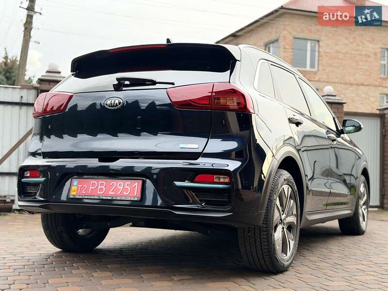 Позашляховик / Кросовер Kia Niro 2020 в Чернівцях фото 17 Позашляховик / Кросовер Kia Niro 2020 в Чернівцях