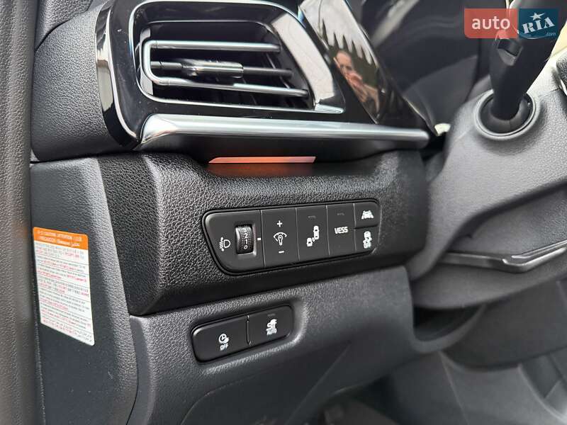 Позашляховик / Кросовер Kia Niro 2020 в Чернівцях фото 37 Позашляховик / Кросовер Kia Niro 2020 в Чернівцях