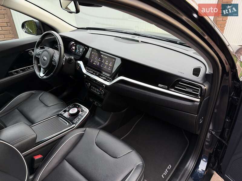 Позашляховик / Кросовер Kia Niro 2020 в Чернівцях фото 70 Позашляховик / Кросовер Kia Niro 2020 в Чернівцях