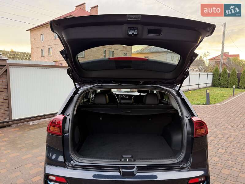 Позашляховик / Кросовер Kia Niro 2020 в Чернівцях фото 73 Позашляховик / Кросовер Kia Niro 2020 в Чернівцях