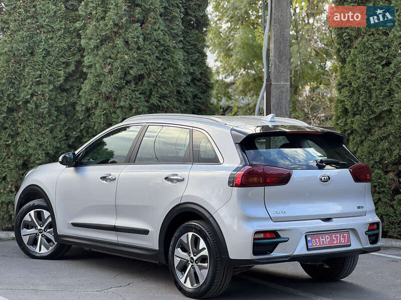 Позашляховик / Кросовер Kia Niro 2021 в Тернополі фото 9 Позашляховик / Кросовер Kia Niro 2021 в Тернополі