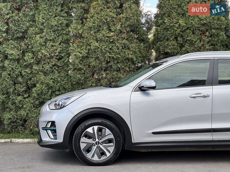 Позашляховик / Кросовер Kia Niro 2021 в Тернополі фото 25 Позашляховик / Кросовер Kia Niro 2021 в Тернополі