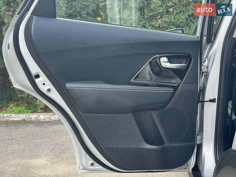Позашляховик / Кросовер Kia Niro 2021 в Тернополі фото 34 Позашляховик / Кросовер Kia Niro 2021 в Тернополі