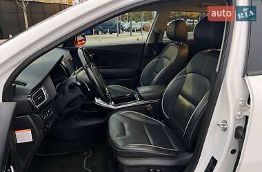 Внедорожник / Кроссовер Kia Niro 2020 в 