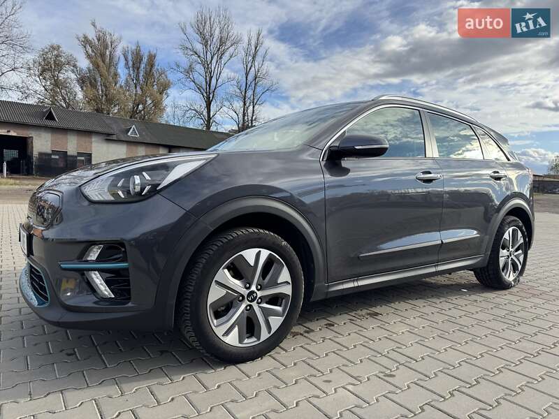 Внедорожник / Кроссовер Kia Niro 2020 в Коломые фото 8 Внедорожник / Кроссовер Kia Niro 2020 в Коломые