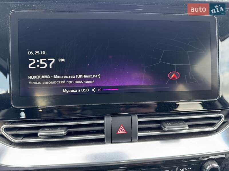 Внедорожник / Кроссовер Kia Niro 2020 в Коломые фото 21 Внедорожник / Кроссовер Kia Niro 2020 в Коломые