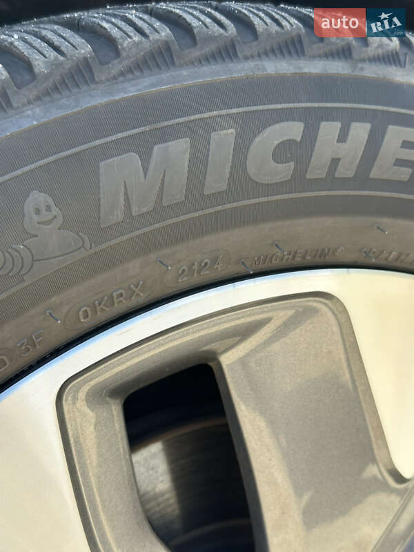 Позашляховик / Кросовер Kia Niro 2020 в Львові фото 13 Позашляховик / Кросовер Kia Niro 2020 в Львові