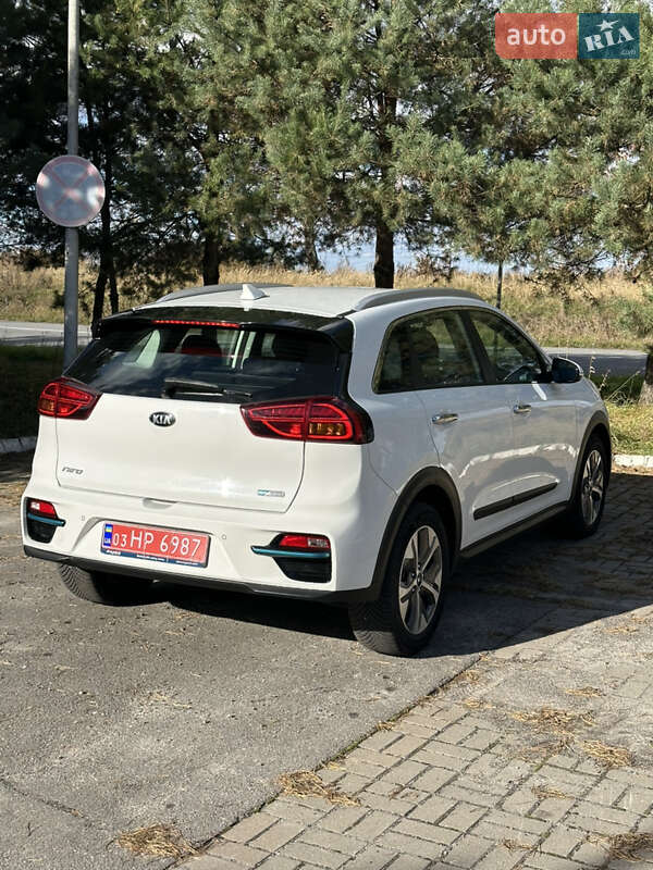 Позашляховик / Кросовер Kia Niro 2020 в Львові фото 23 Позашляховик / Кросовер Kia Niro 2020 в Львові