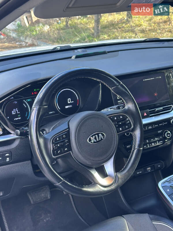 Позашляховик / Кросовер Kia Niro 2020 в Львові фото 27 Позашляховик / Кросовер Kia Niro 2020 в Львові