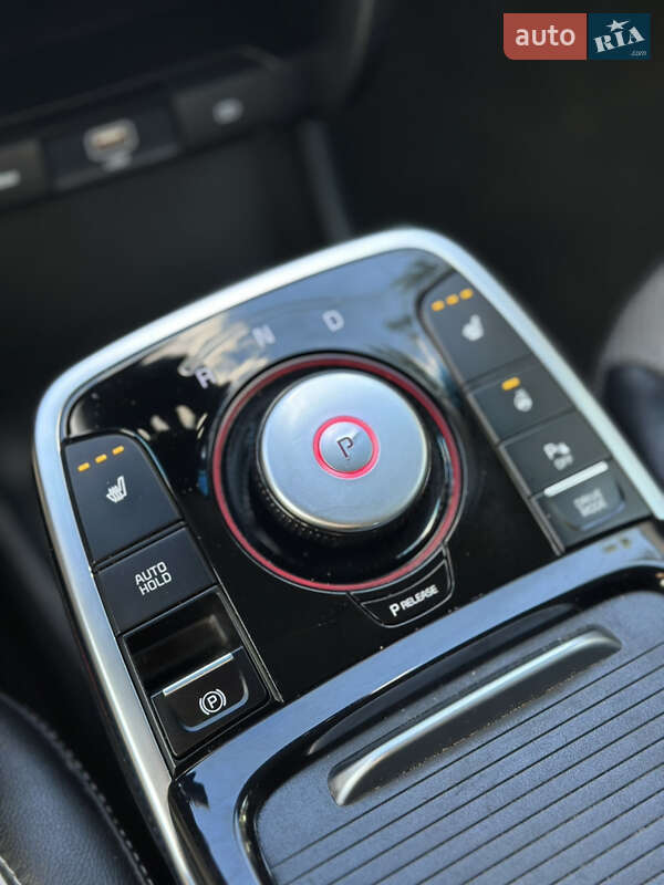 Позашляховик / Кросовер Kia Niro 2020 в Львові фото 45 Позашляховик / Кросовер Kia Niro 2020 в Львові