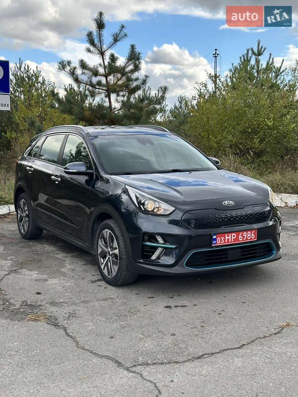 Позашляховик / Кросовер Kia Niro 2020 в Золочеві