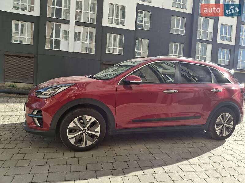 Внедорожник / Кроссовер Kia Niro 2020 в Ивано-Франковске фото 3 Внедорожник / Кроссовер Kia Niro 2020 в Ивано-Франковске