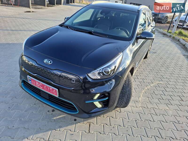 Позашляховик / Кросовер Kia Niro 2021 в  фото Позашляховик / Кросовер Kia Niro 2021 в