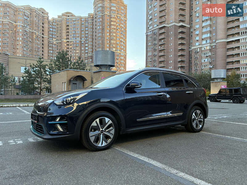 Внедорожник / Кроссовер Kia Niro 2020 в Киеве