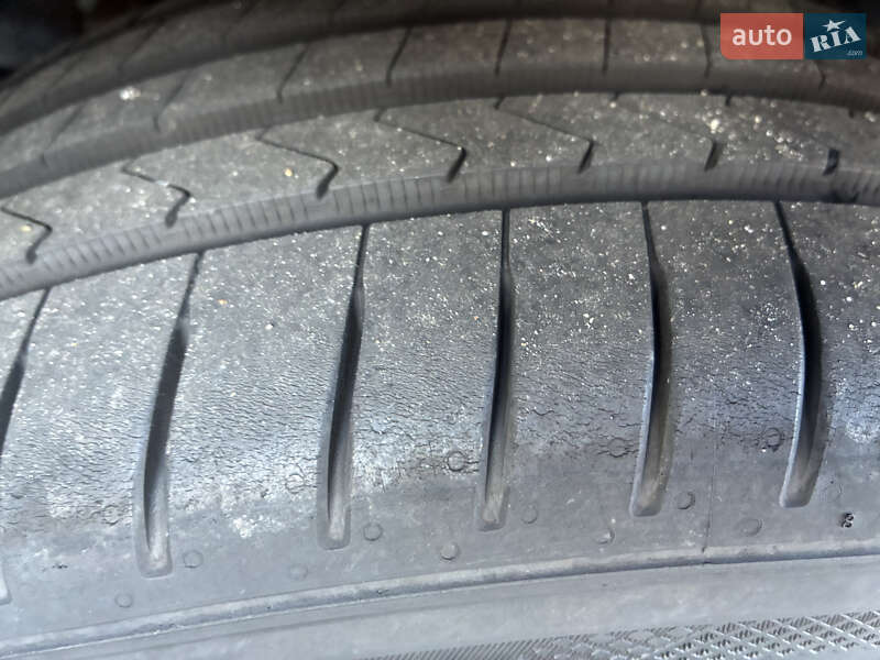 Внедорожник / Кроссовер Kia Niro 2020 в Киеве