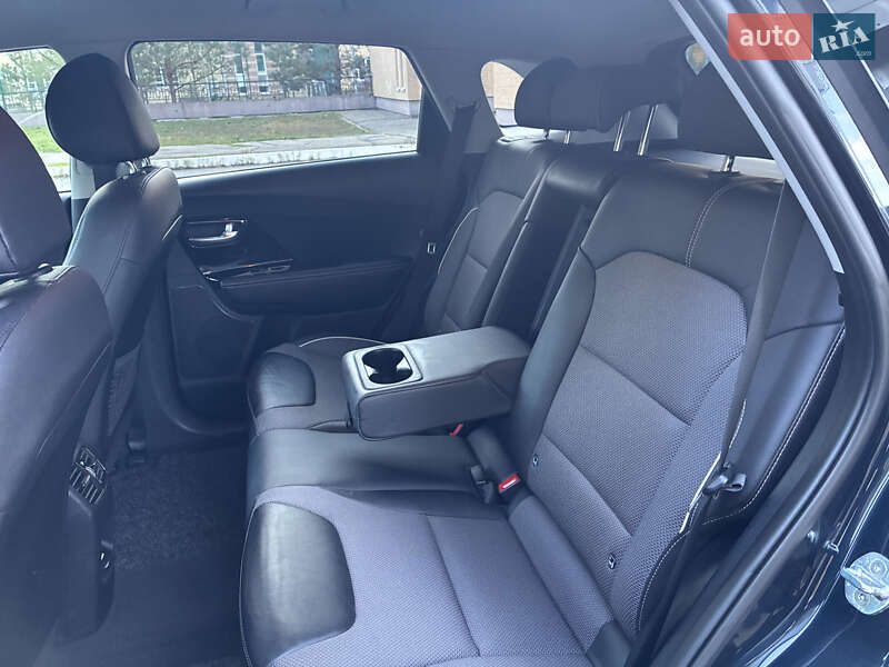 Внедорожник / Кроссовер Kia Niro 2020 в Киеве