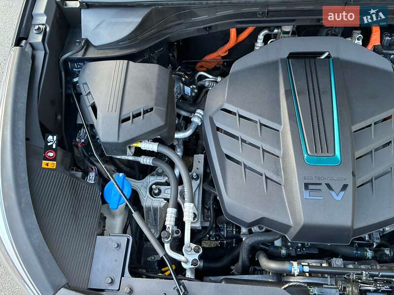 Внедорожник / Кроссовер Kia Niro 2020 в Киеве