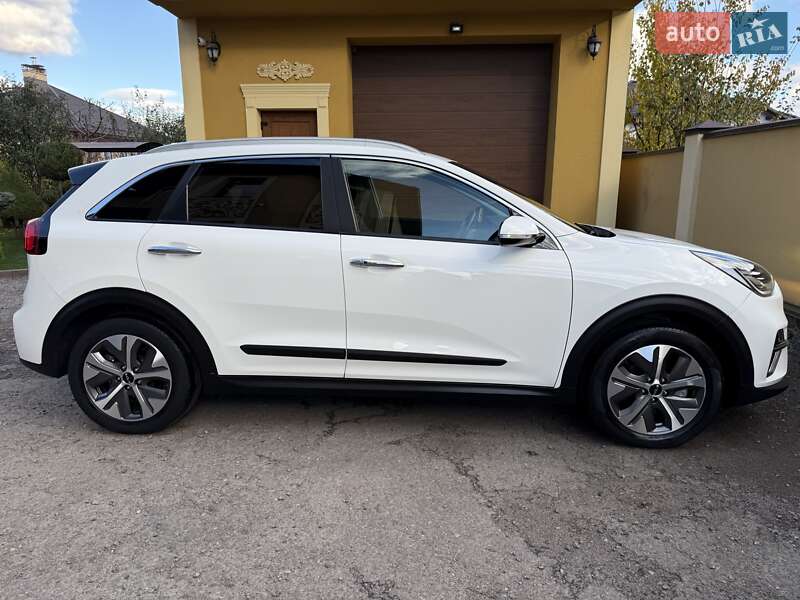 Внедорожник / Кроссовер Kia Niro 2022 в Львове