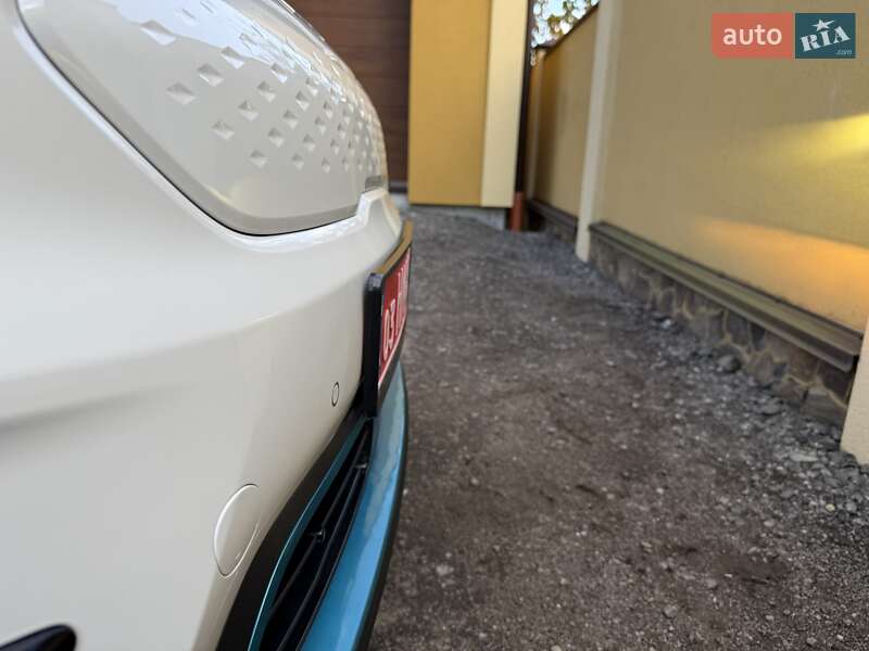 Внедорожник / Кроссовер Kia Niro 2022 в Львове