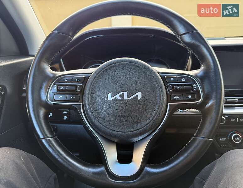 Внедорожник / Кроссовер Kia Niro 2022 в Львове