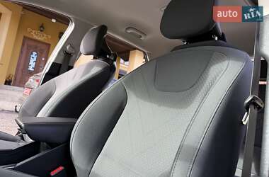 Внедорожник / Кроссовер Kia Niro 2023 в 