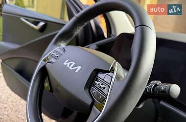 Внедорожник / Кроссовер Kia Niro 2023 в 