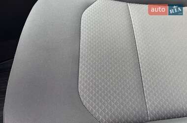 Внедорожник / Кроссовер Kia Niro 2023 в 