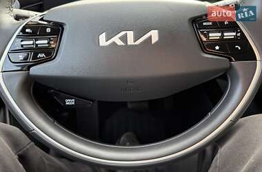 Внедорожник / Кроссовер Kia Niro 2023 в 