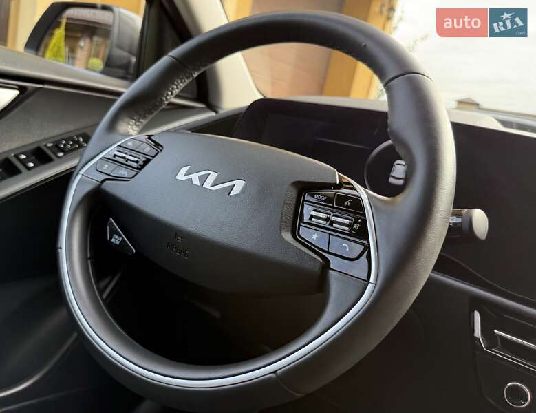 Позашляховик / Кросовер Kia Niro 2022 в Львові