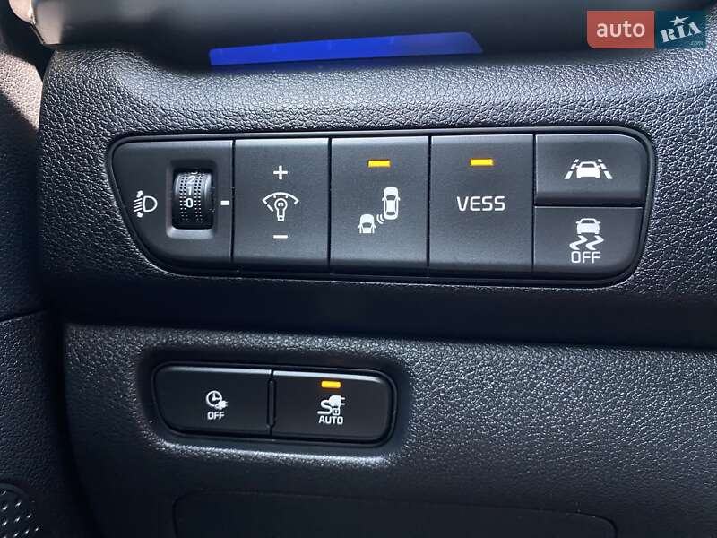 Внедорожник / Кроссовер Kia Niro 2020 в Львове