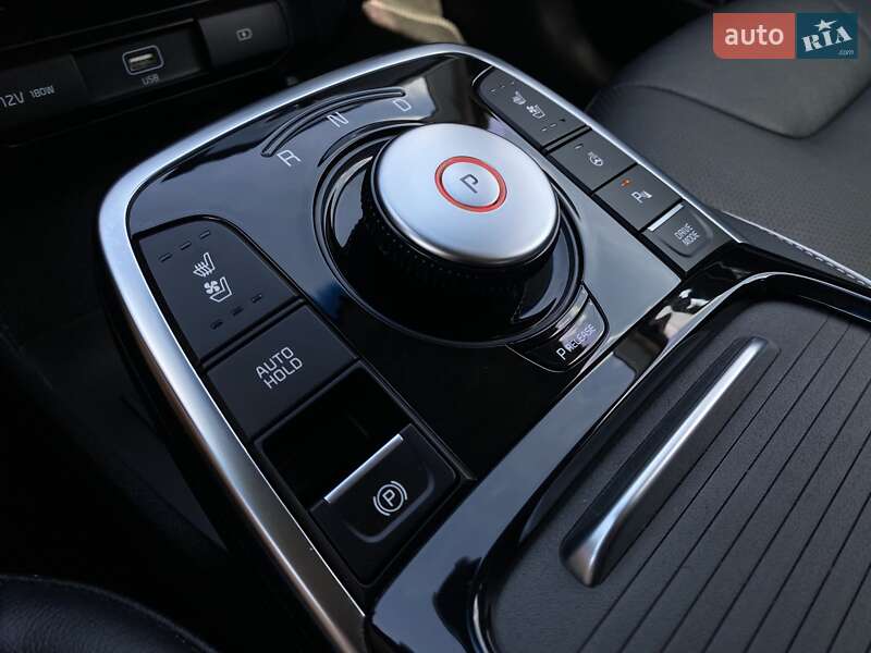 Внедорожник / Кроссовер Kia Niro 2020 в Львове