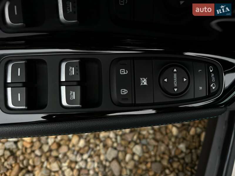 Внедорожник / Кроссовер Kia Niro 2020 в Львове фото 6 Внедорожник / Кроссовер Kia Niro 2020 в Львове