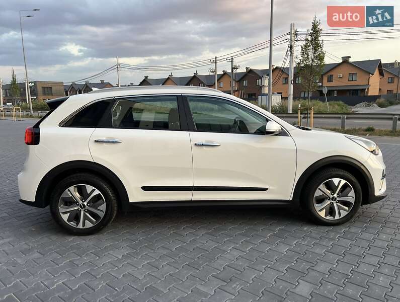 Внедорожник / Кроссовер Kia Niro 2021 в Виннице фото 5 Внедорожник / Кроссовер Kia Niro 2021 в Виннице