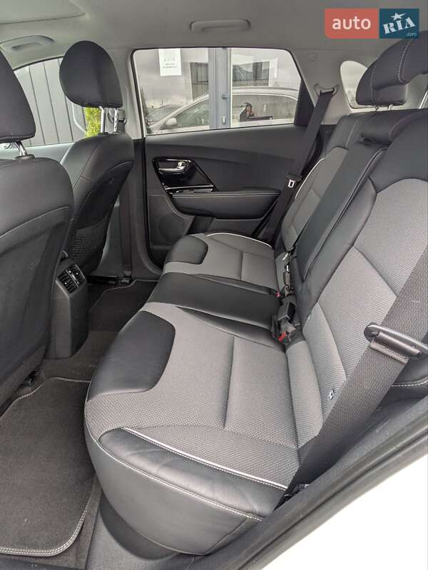 Внедорожник / Кроссовер Kia Niro 2021 в Львове