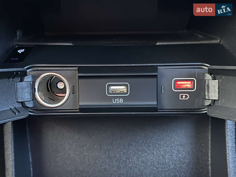 Внедорожник / Кроссовер Kia Niro 2020 в Львове фото 75 Внедорожник / Кроссовер Kia Niro 2020 в Львове